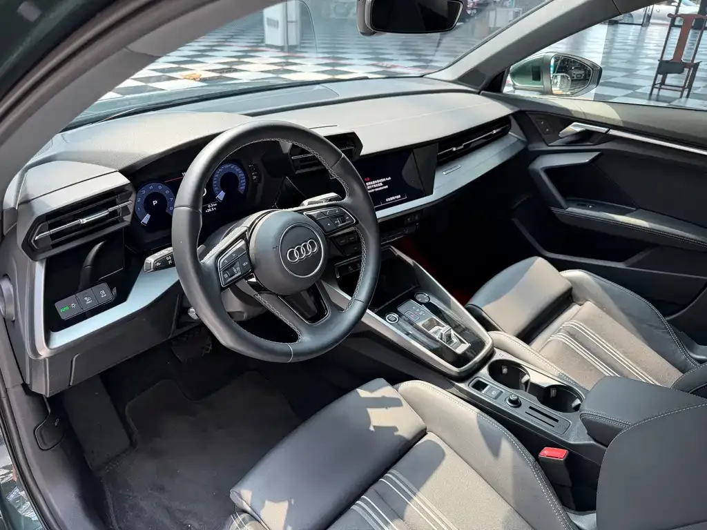 Audi A3 — фото 3