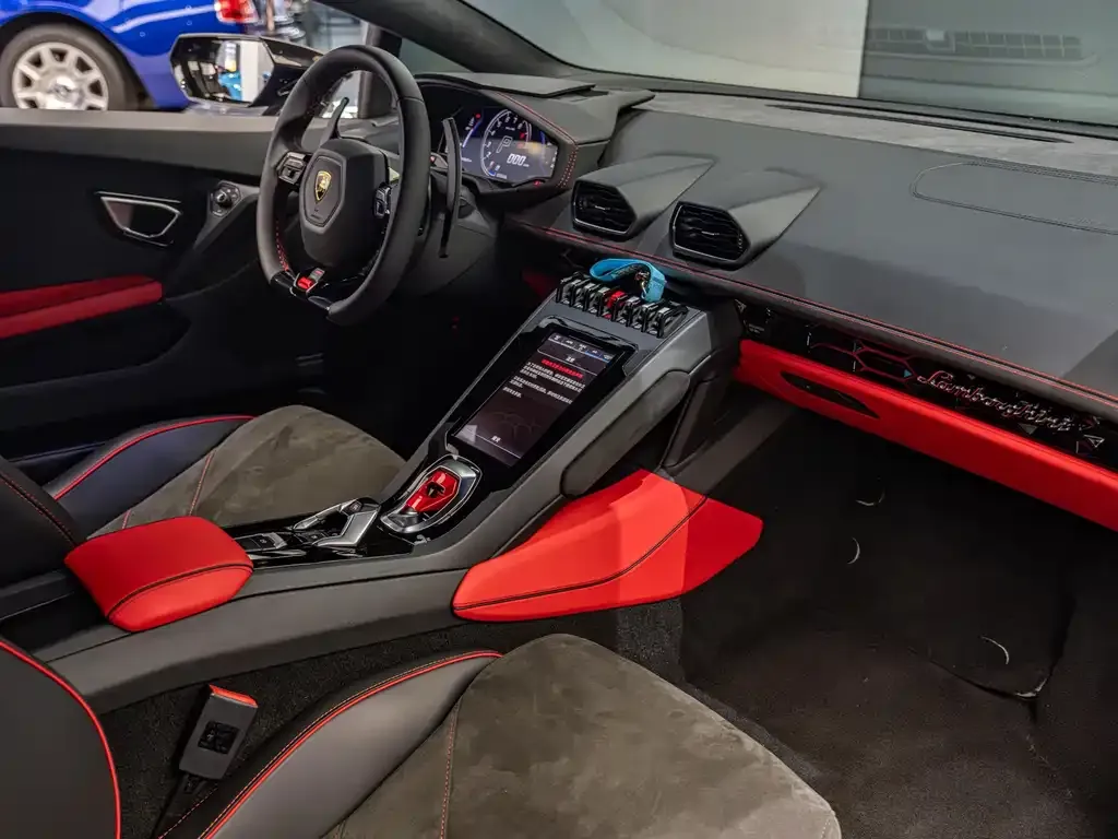 Lamborghini Huracan — фото 10