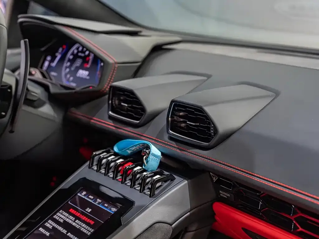 Lamborghini Huracan — фото 9