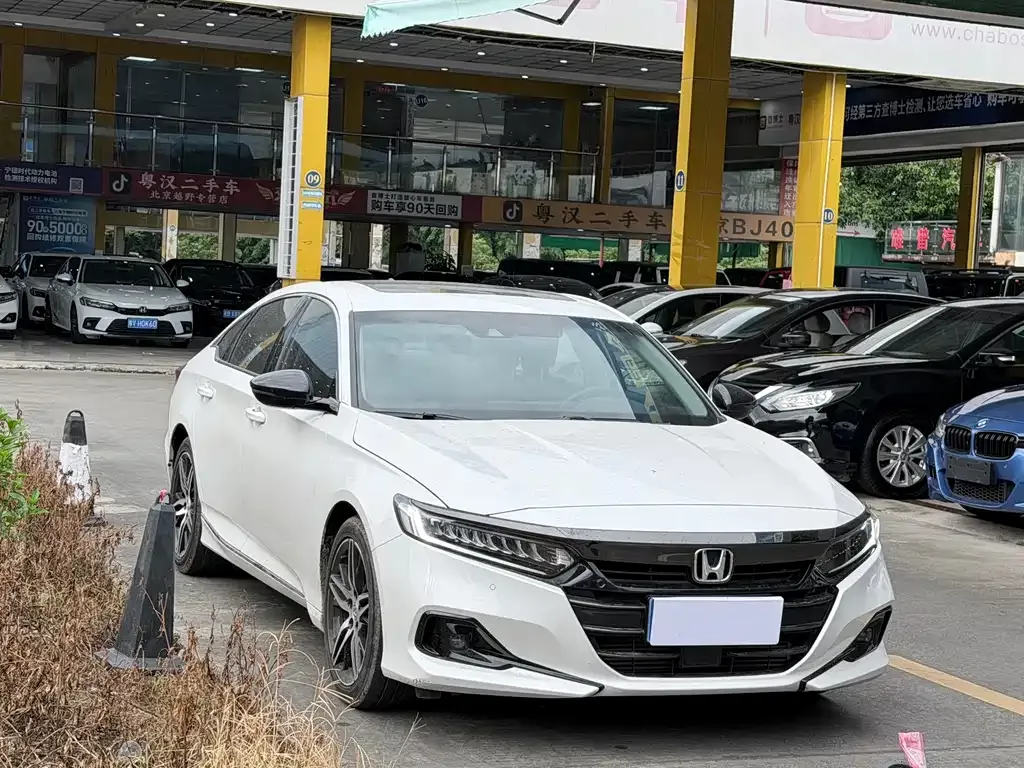 Honda Accord — фото 5