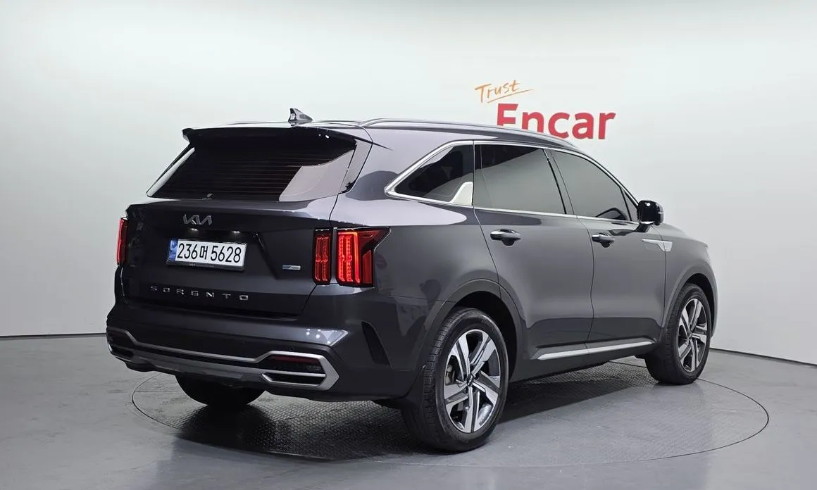 Kia Sorento — фото 3