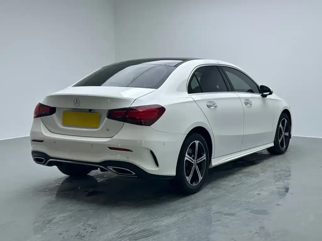 Mercedes-Benz A-Class — фото 10