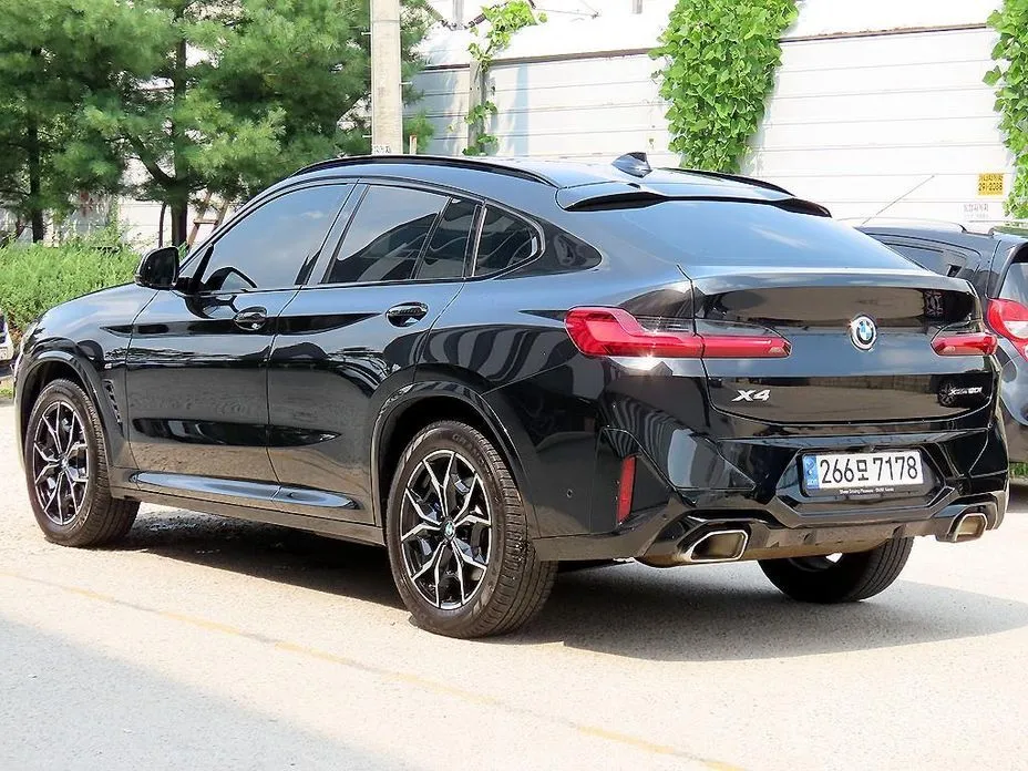 BMW X4 — фото 8