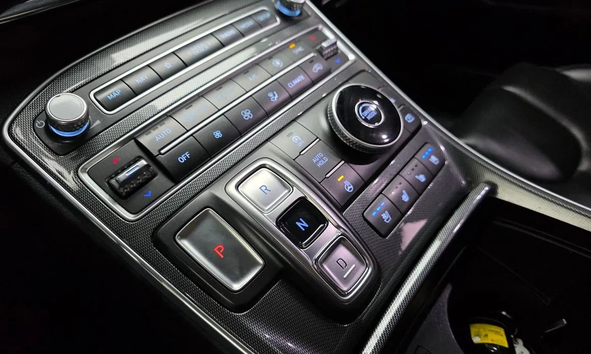 Hyundai Santafe — фото 9