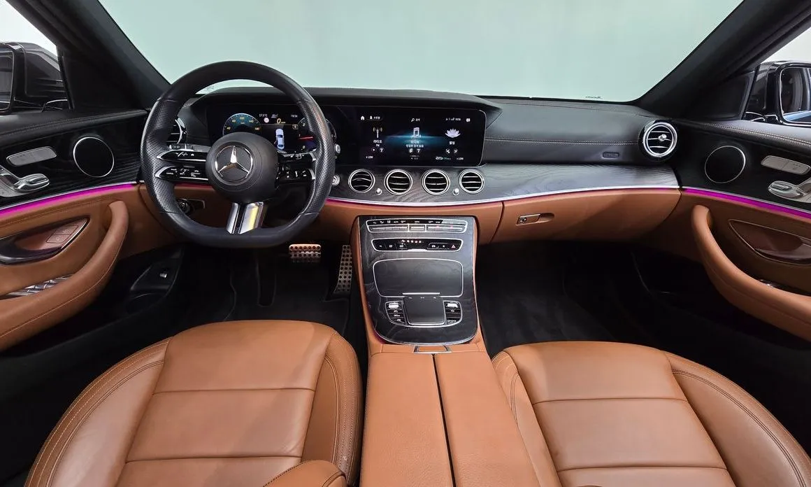 Mercedes-Benz E-Class — фото 10