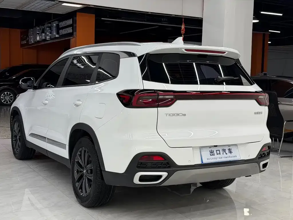 Chery Tiggo 8 — фото 8