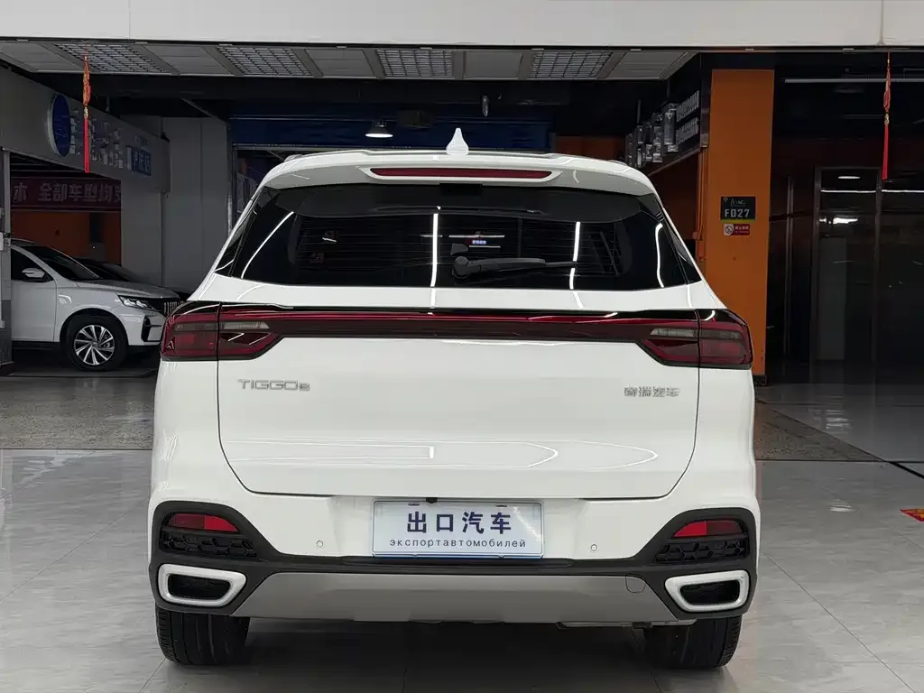 Chery Tiggo 8 — фото 4