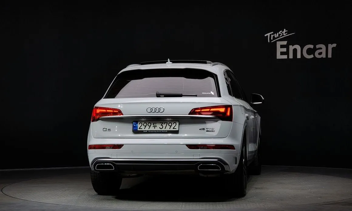Audi Q5 — фото 3