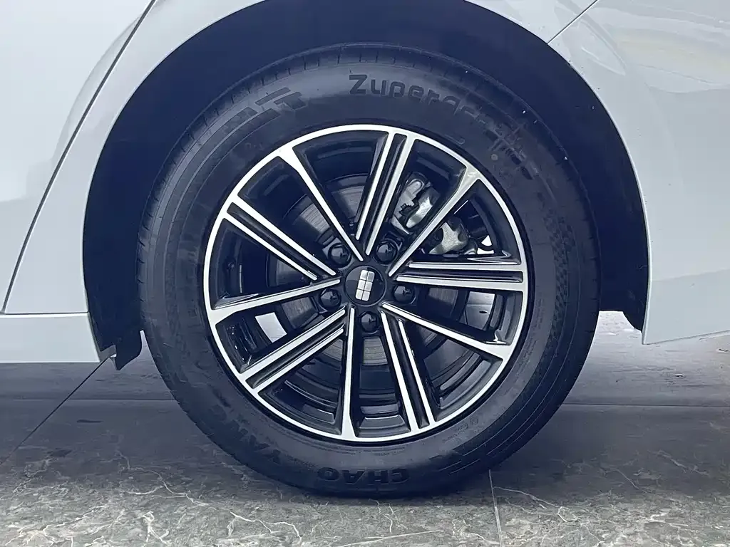 Geely 银河A7 EM — фото 10