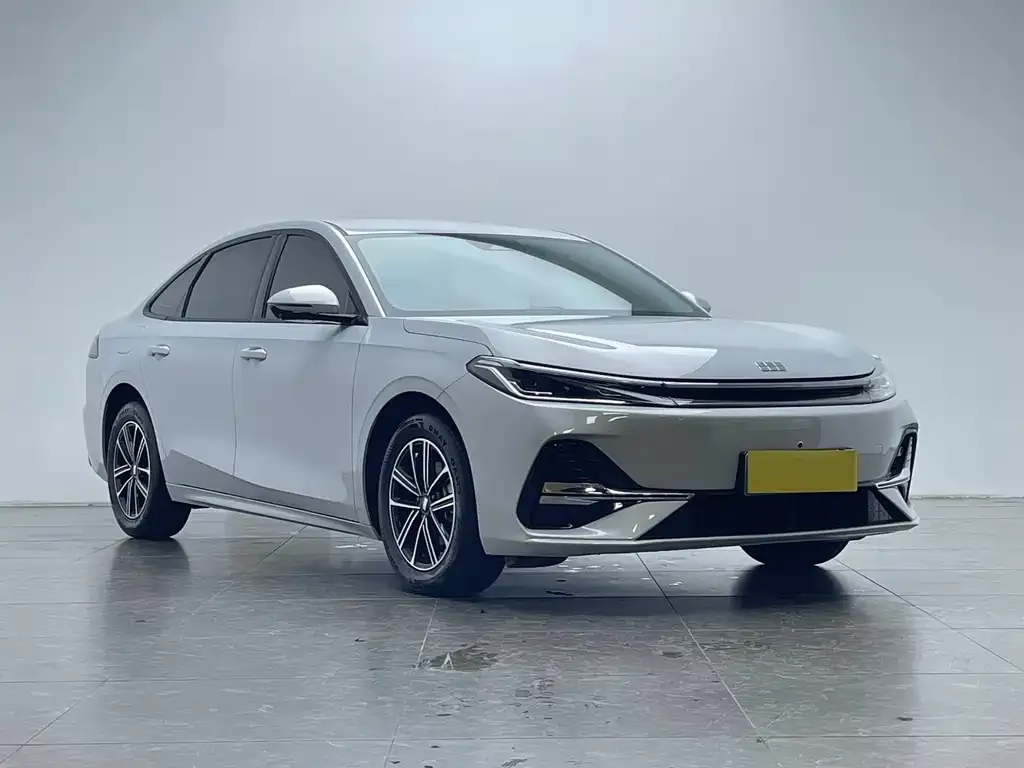 Geely 银河A7 EM — фото 8