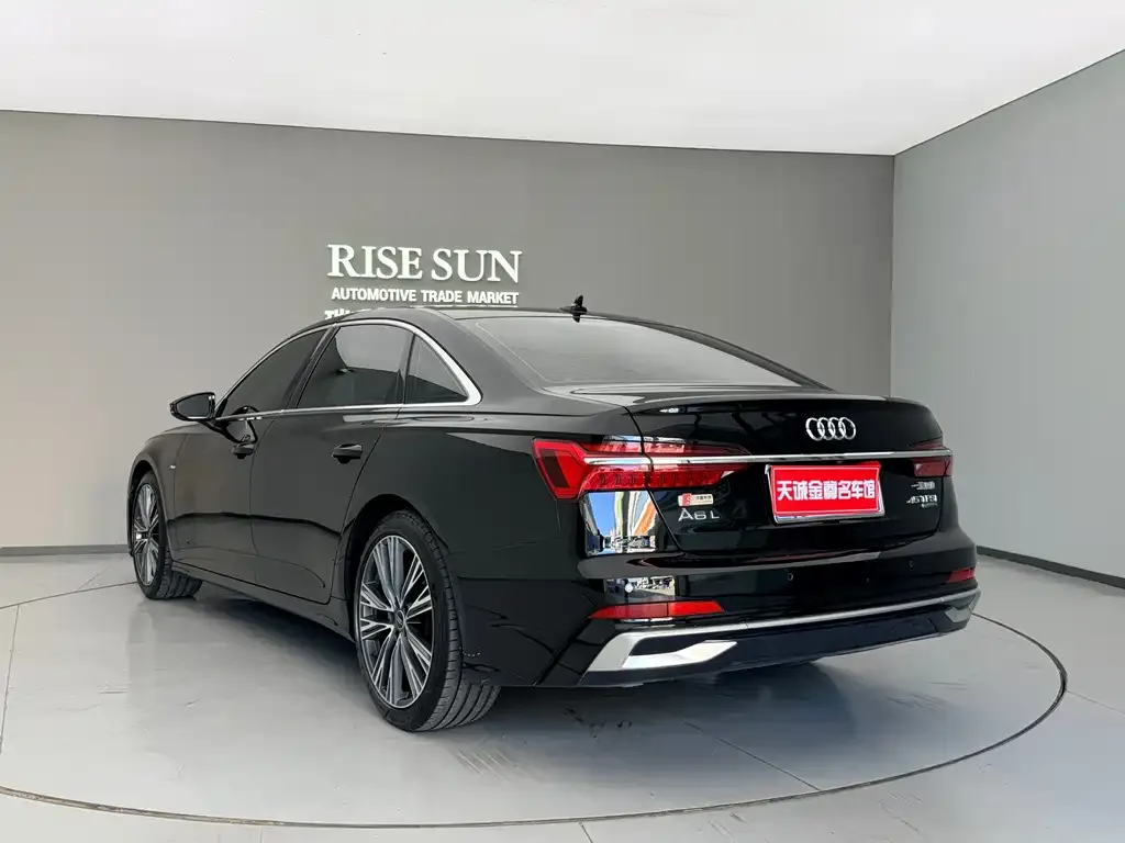 Audi A6L — фото 5
