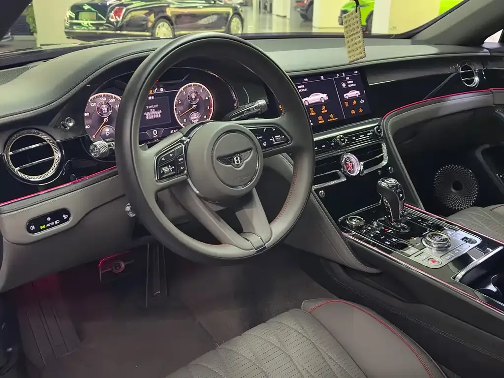 Bentley Flying Spur — фото 7