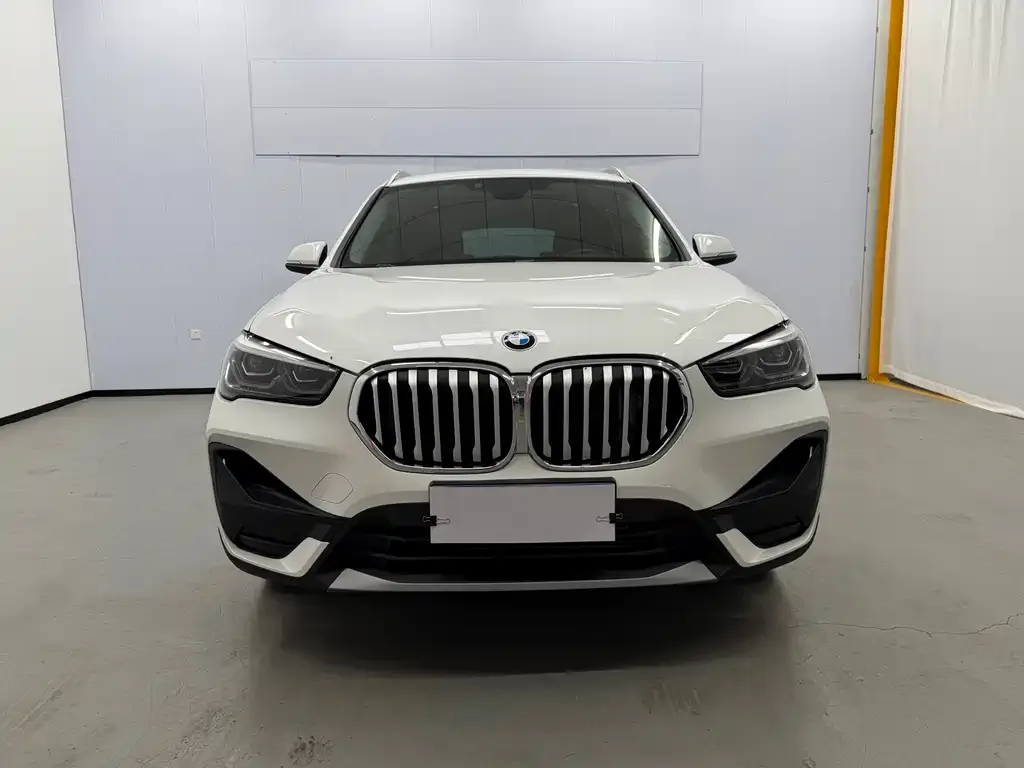 BMW X1 — фото 2