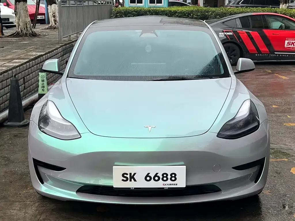 Tesla Model 3 — фото 6