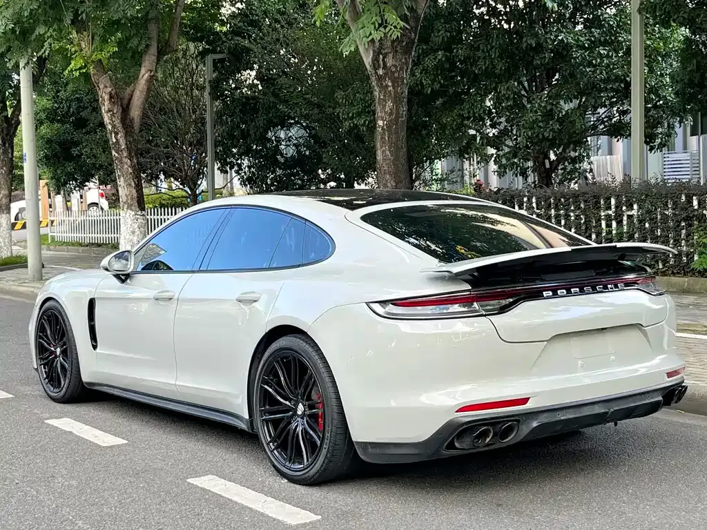 Porsche Panamera — фото 8