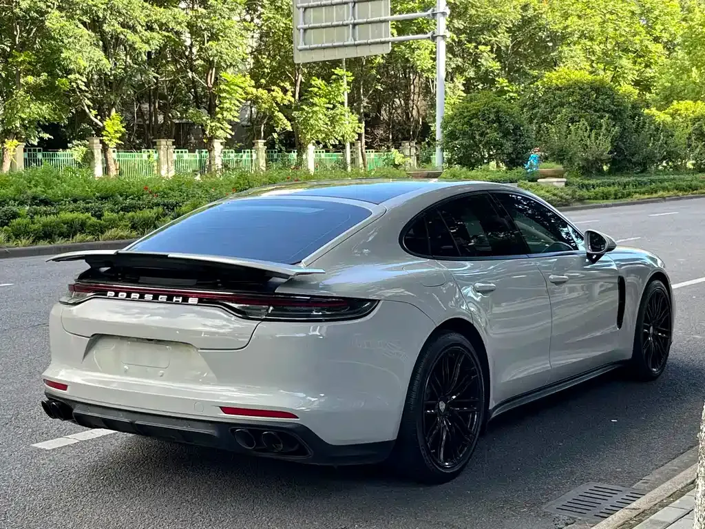 Porsche Panamera — фото 7