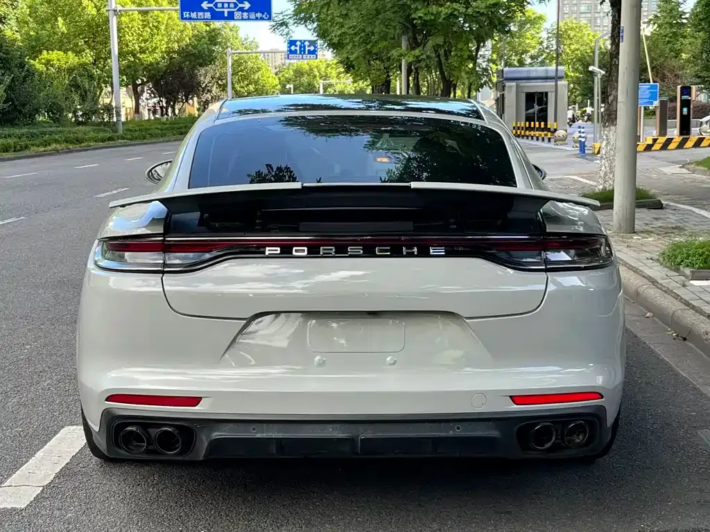 Porsche Panamera — фото 9