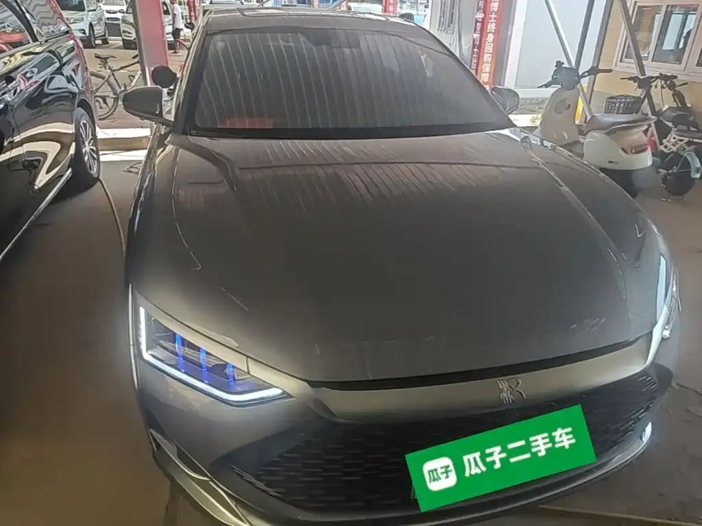 BYD Han — фото 10