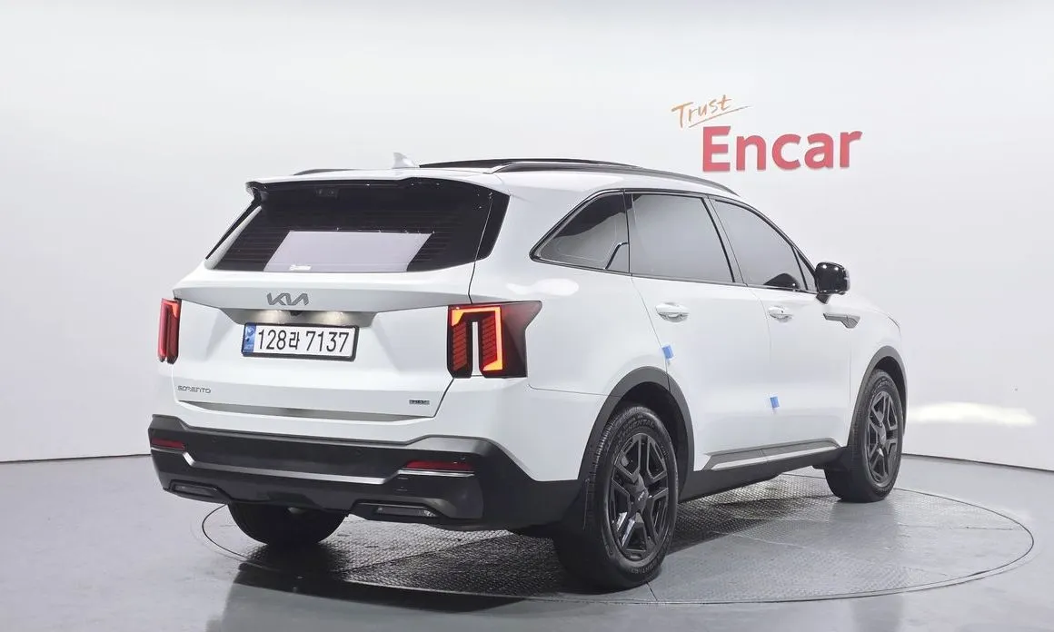 Kia Sorento — фото 4
