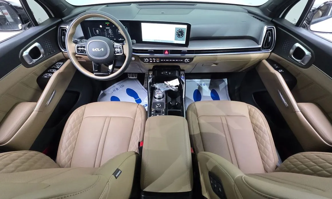 Kia Sorento — фото 10