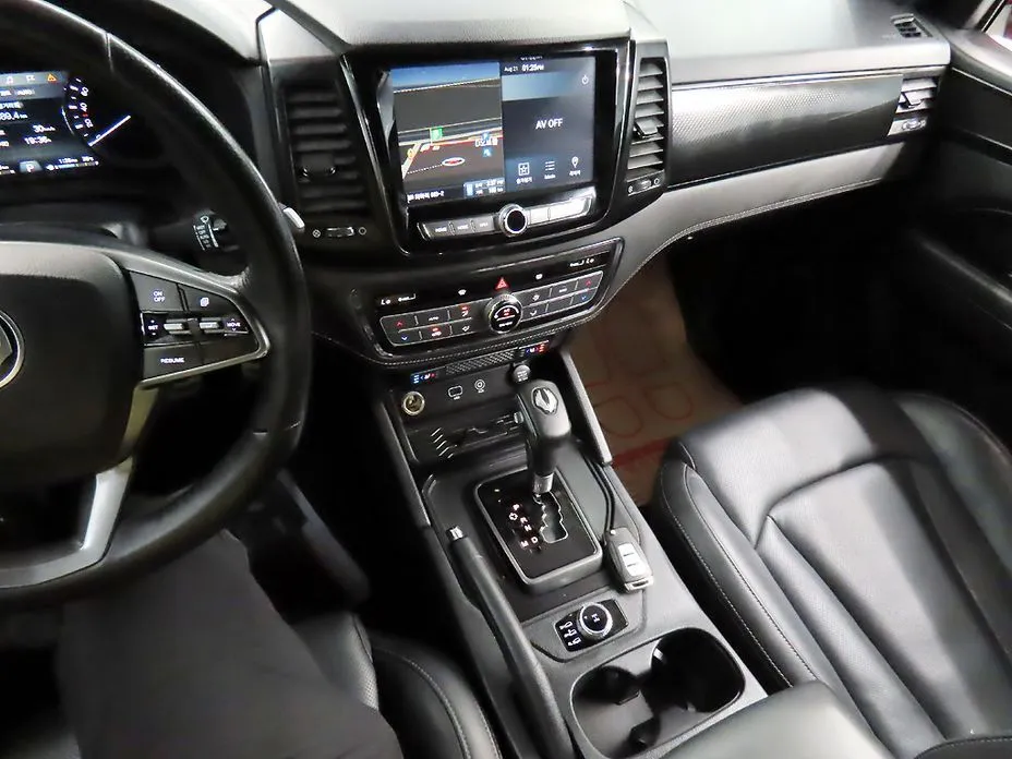 KG Mobility (Ssangyong) Rexton — фото 4