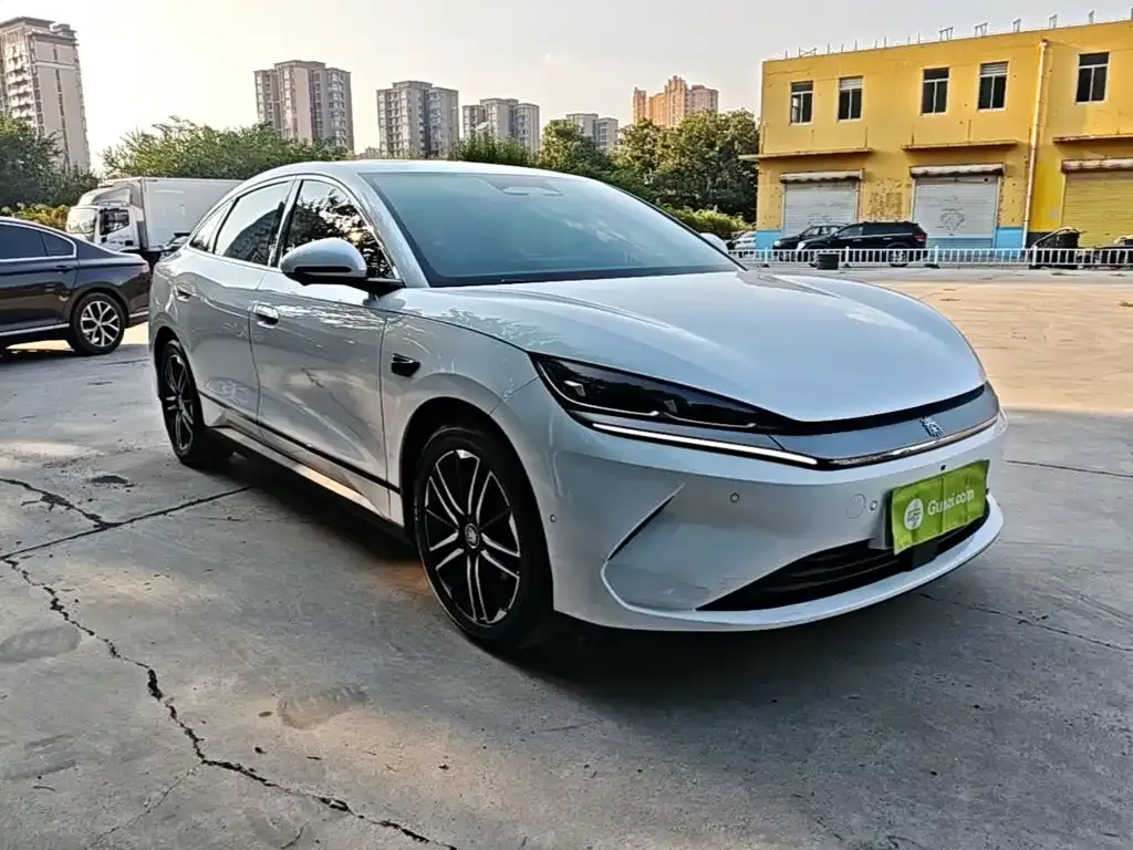 BYD Qin L — фото 6