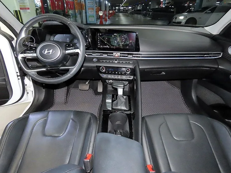Hyundai AVANTE — фото 10