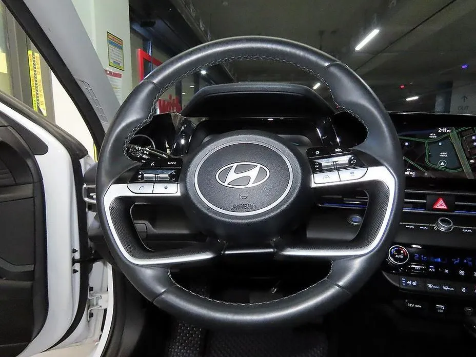 Hyundai AVANTE — фото 4