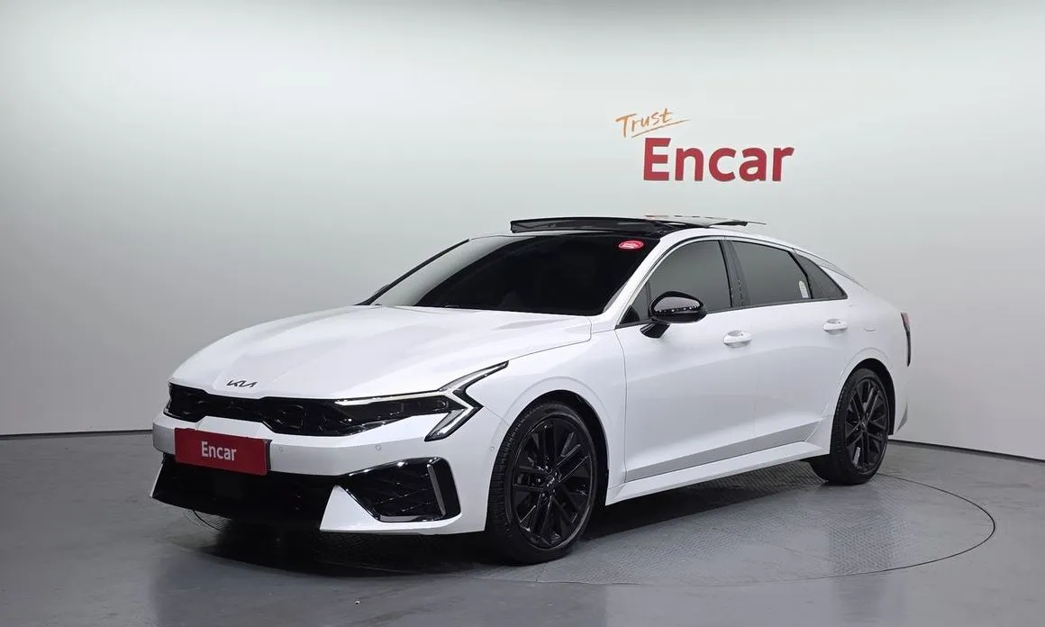 Kia K5 — фото 1