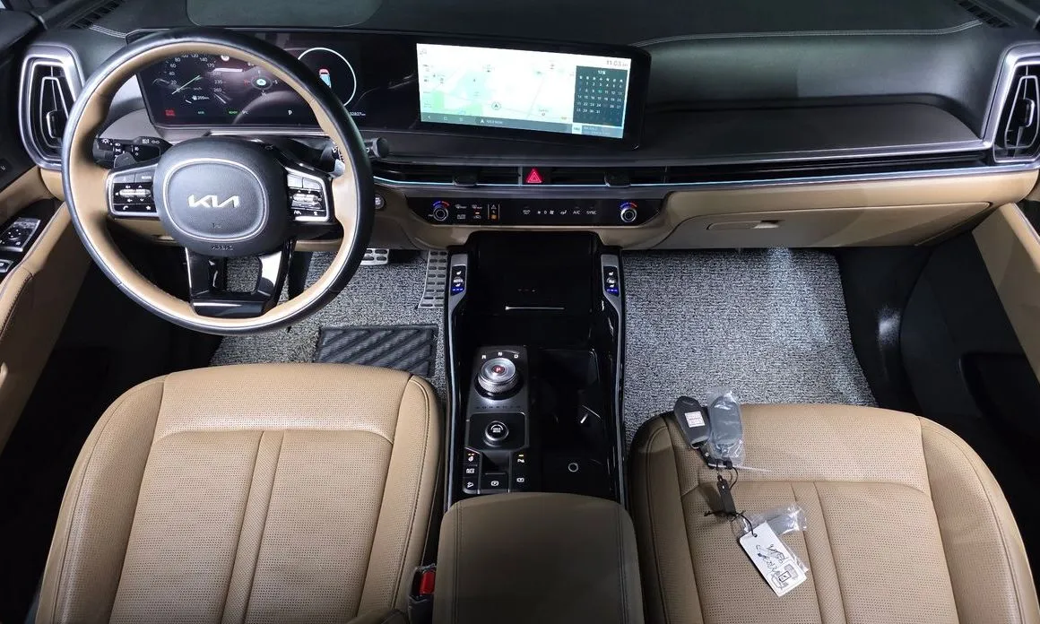 Kia Sorento — фото 10