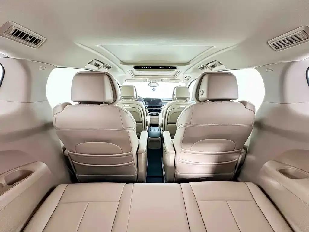 Buick GL8 Hybrid — фото 3