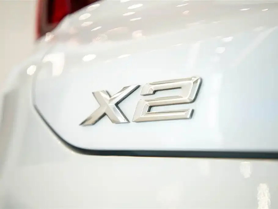 BMW X2 — фото 8