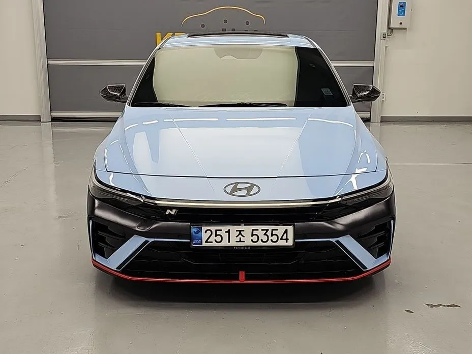 Hyundai AVANTE — фото 1