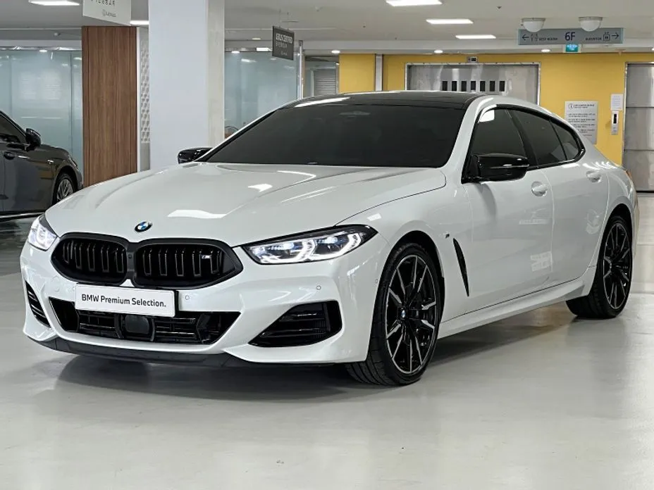 BMW 8-Series — фото 1