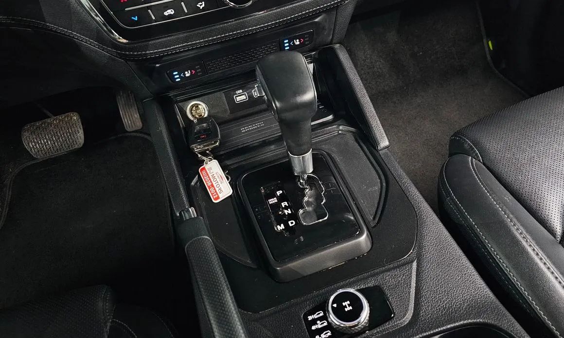 KG Mobility (Ssangyong) Rexton — фото 10