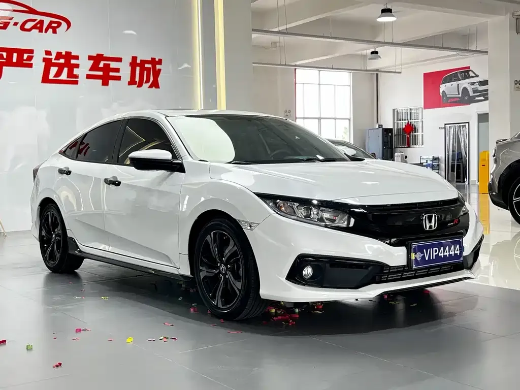 Honda Civic — фото 8