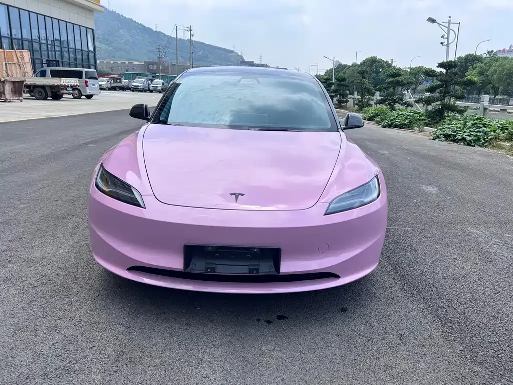 Tesla Model 3 — фото 5