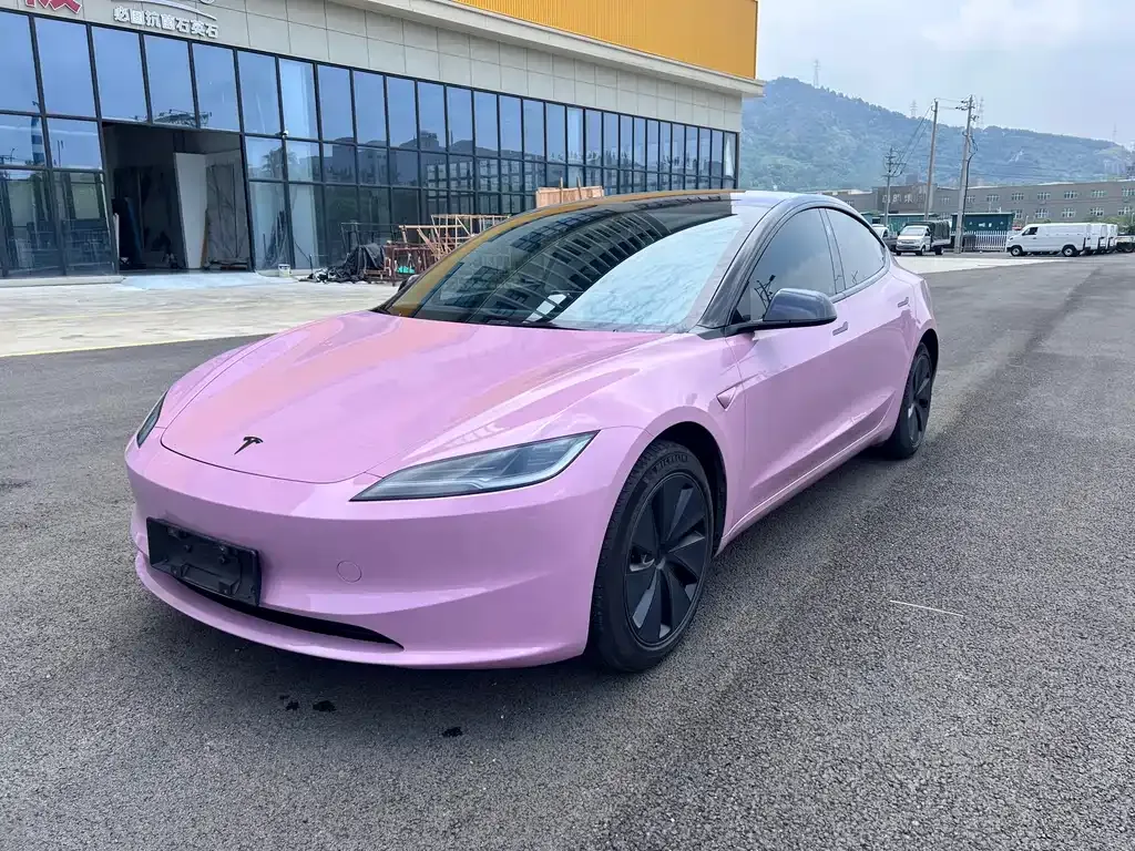 Tesla Model 3 — фото 9