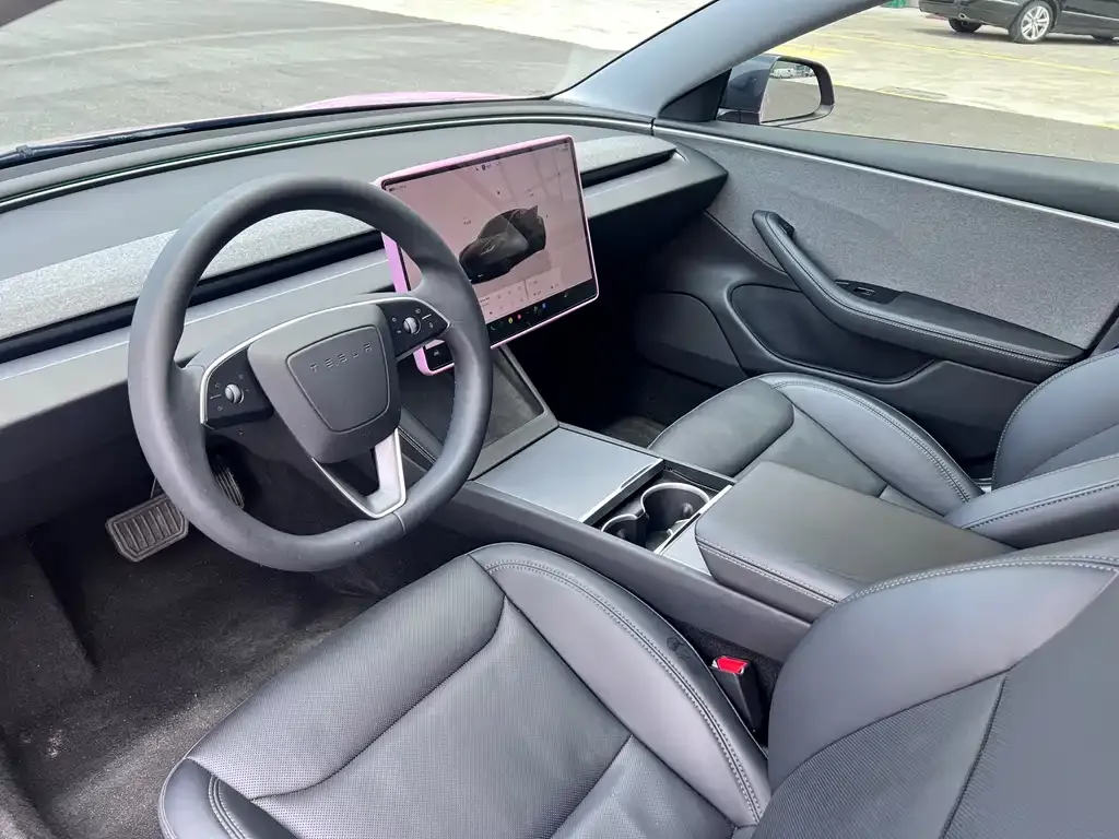 Tesla Model 3 — фото 6