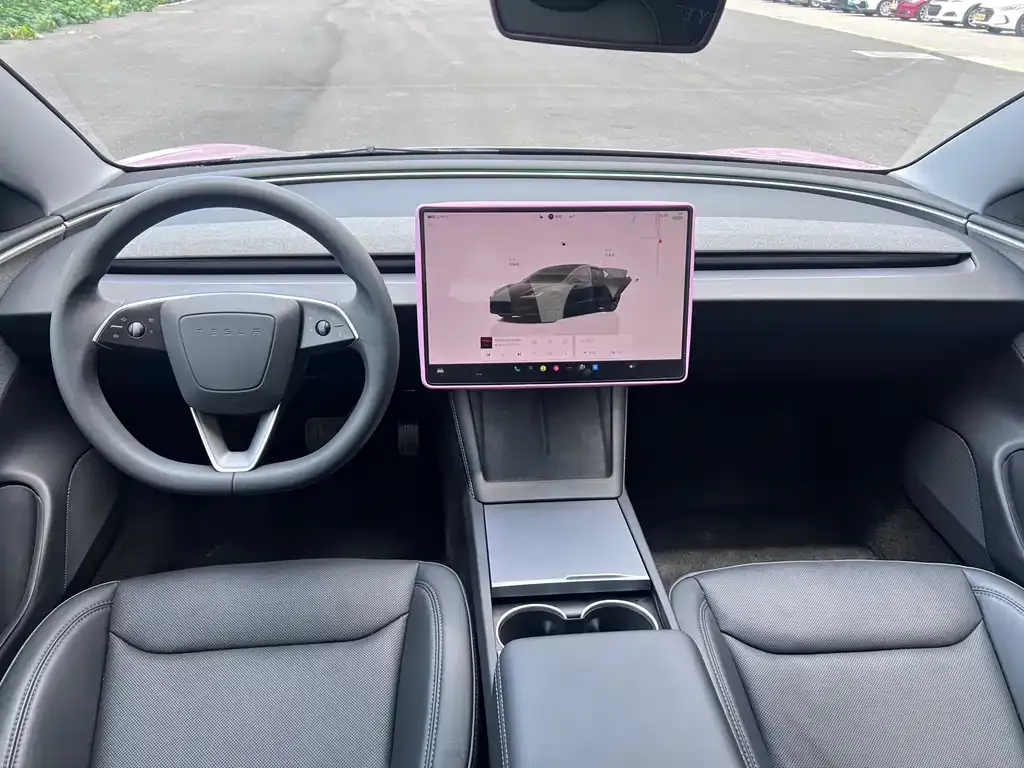 Tesla Model 3 — фото 7