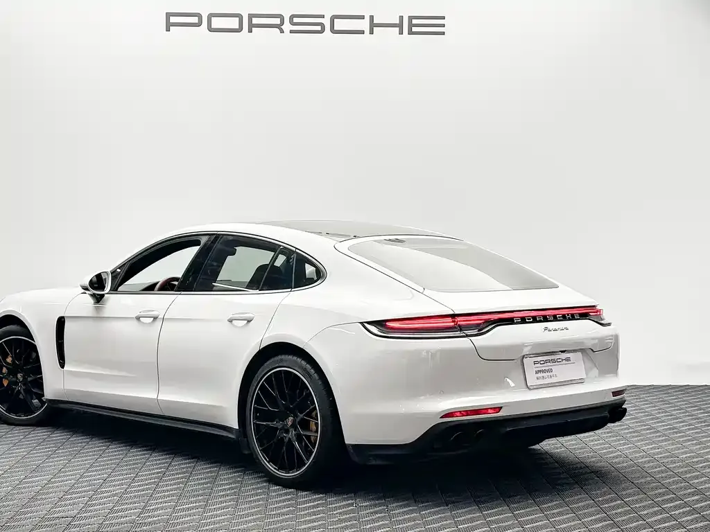 Porsche Panamera — фото 6