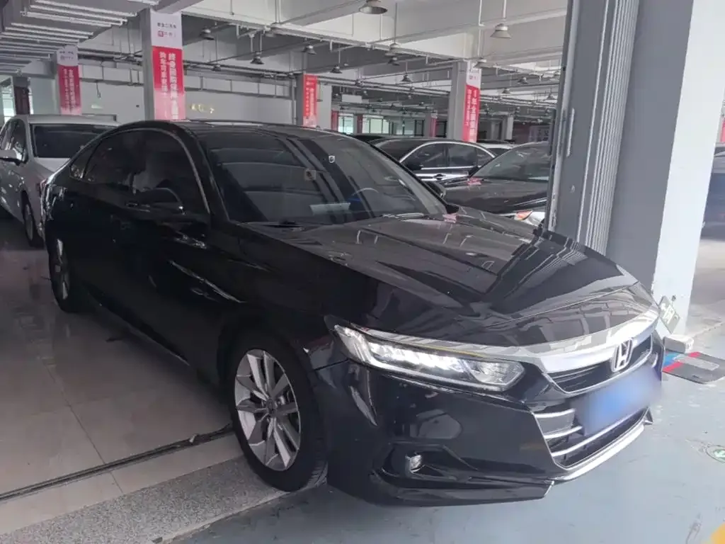 Honda Accord — фото 8
