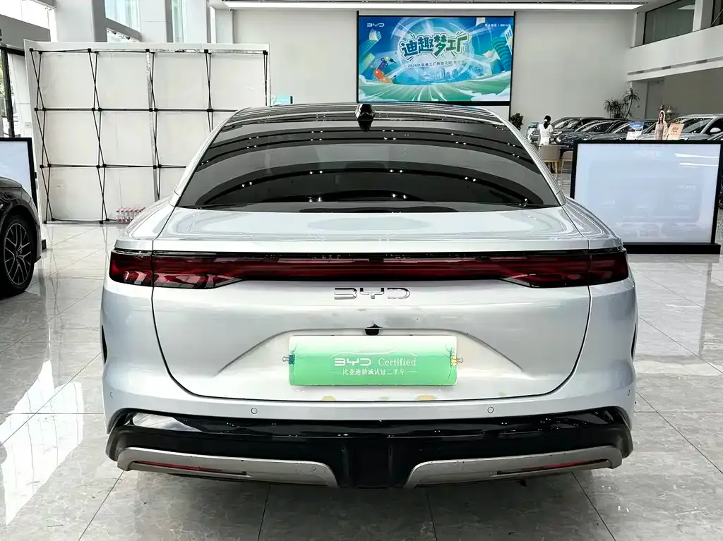 BYD Han L — фото 3