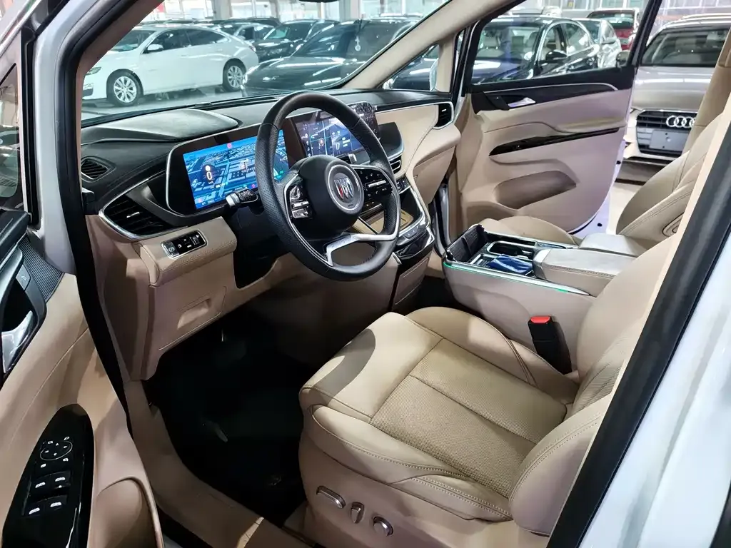 Buick GL8 Hybrid — фото 8