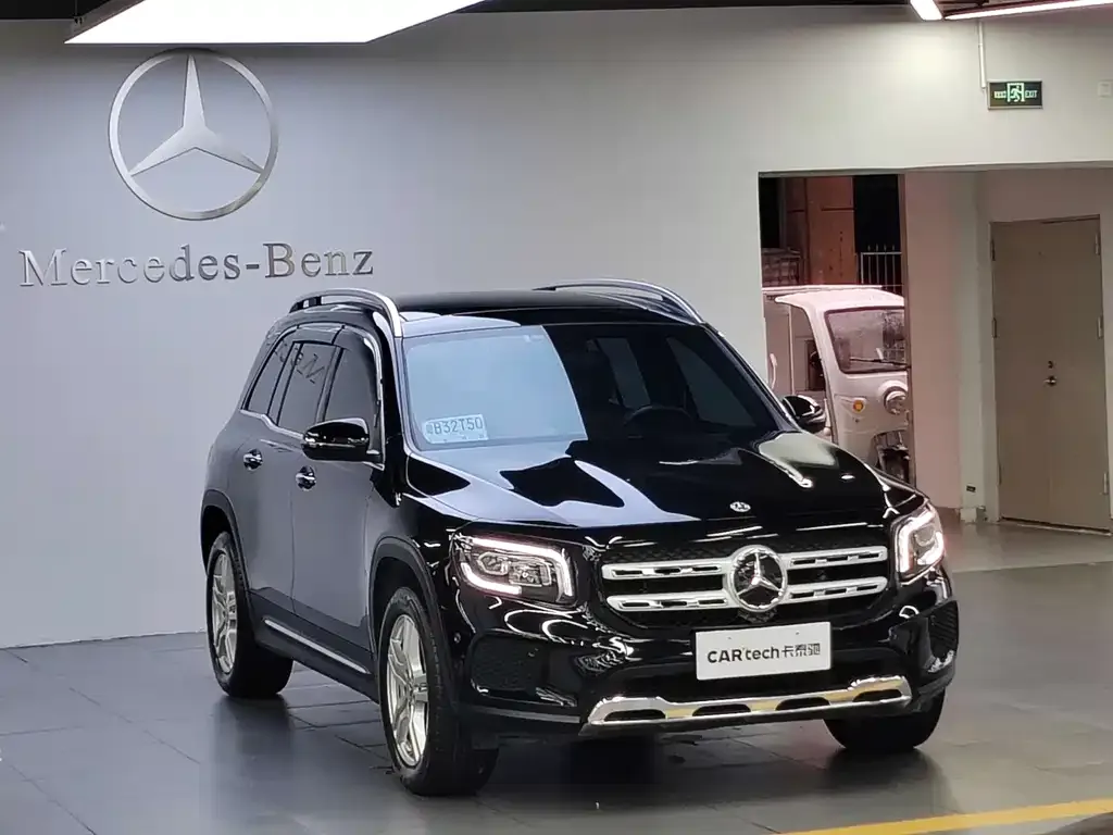 Mercedes-Benz GLB — фото 6