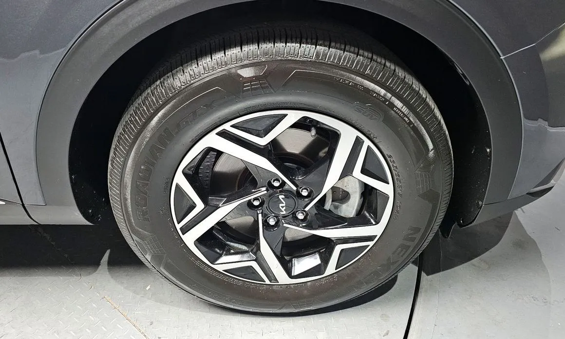 Kia Sportage — фото 10
