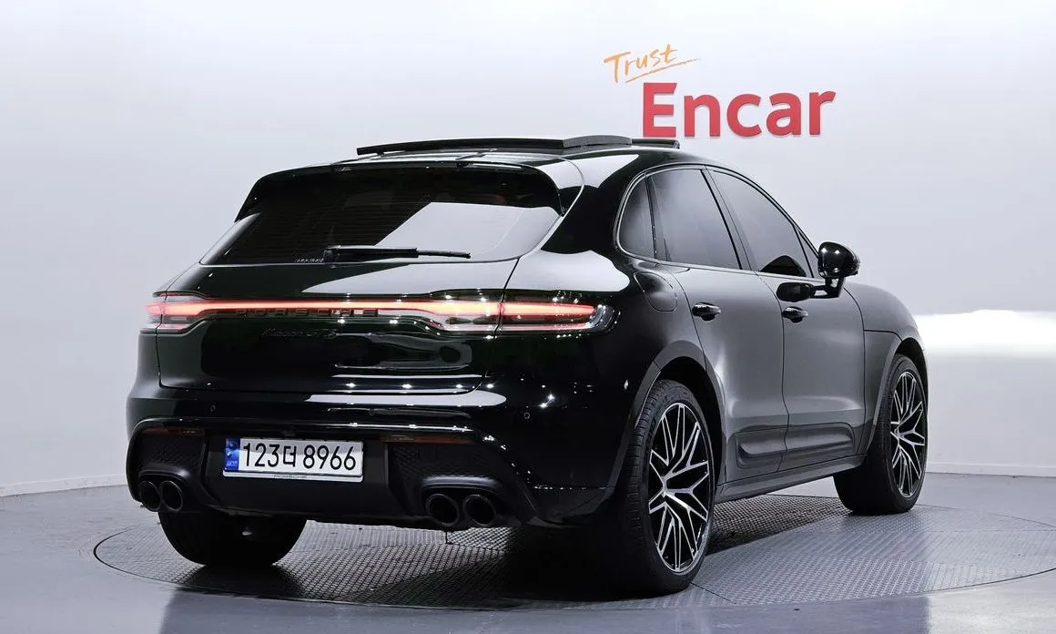 Porsche Macan — фото 5