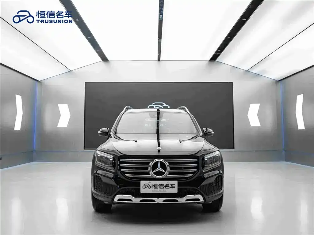 Mercedes-Benz GLB — фото 5