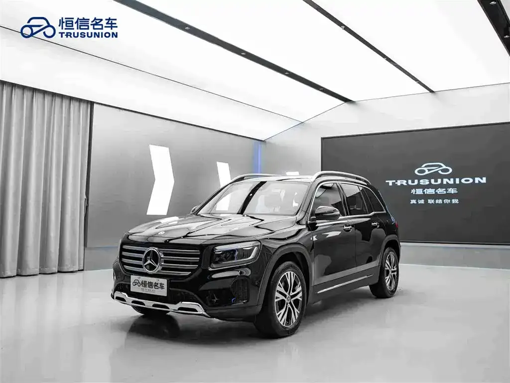 Mercedes-Benz GLB — фото 3