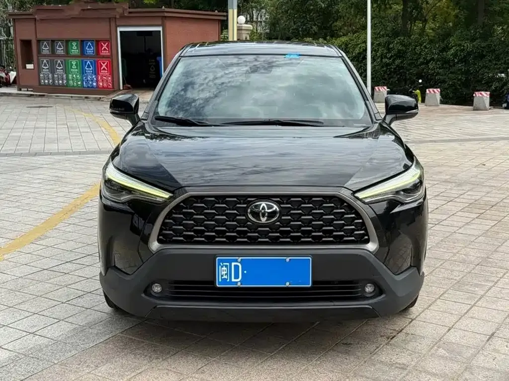 Toyota Corolla Cross — фото 3